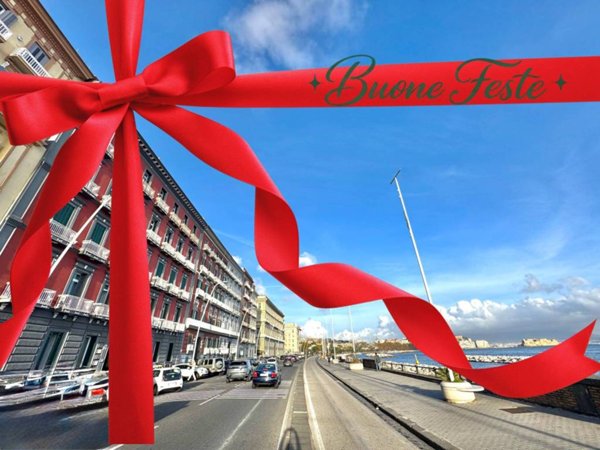 negozio in vendita a Napoli in zona Chiaia