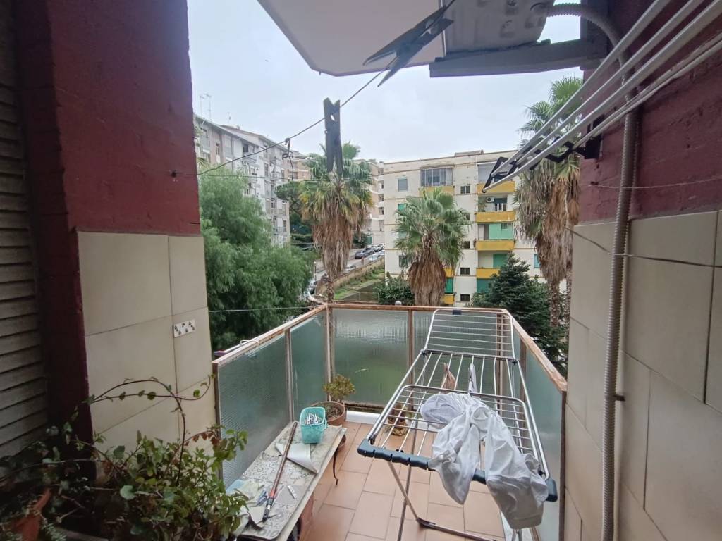 appartamento in vendita a Napoli in zona Fuorigrotta