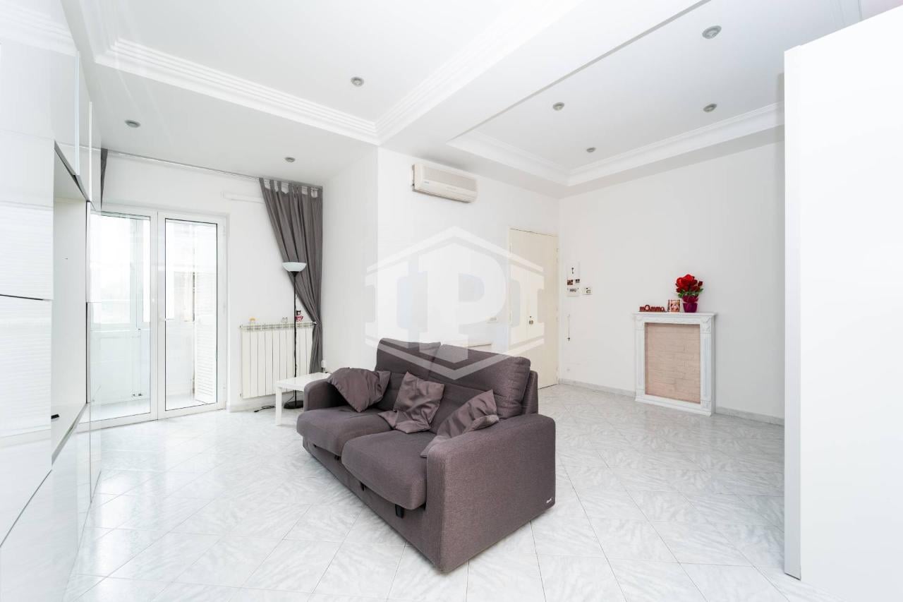 appartamento in vendita a Napoli in zona Bagnoli