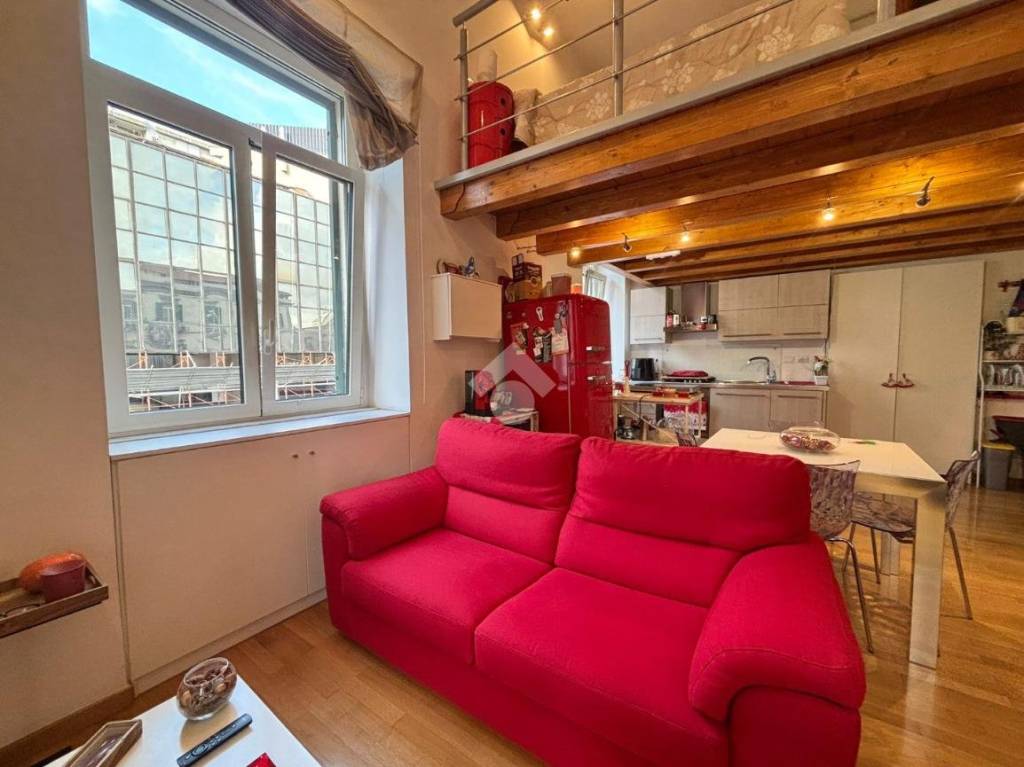 appartamento in vendita a Napoli in zona Poggioreale