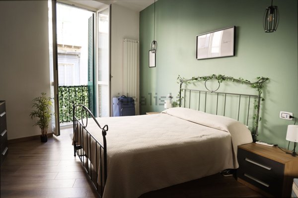 appartamento in vendita a Napoli in zona Stella