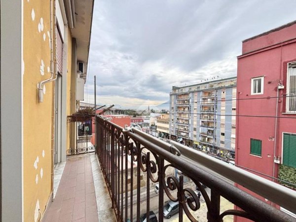 appartamento in vendita a Napoli in zona Poggioreale