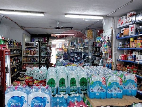 negozio in vendita a Napoli