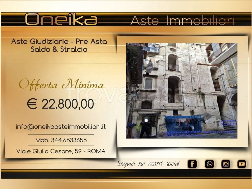 appartamento in vendita a Napoli in zona San Carlo all'Arena