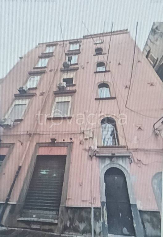 appartamento in vendita a Napoli in zona Pendino / San Giuseppe