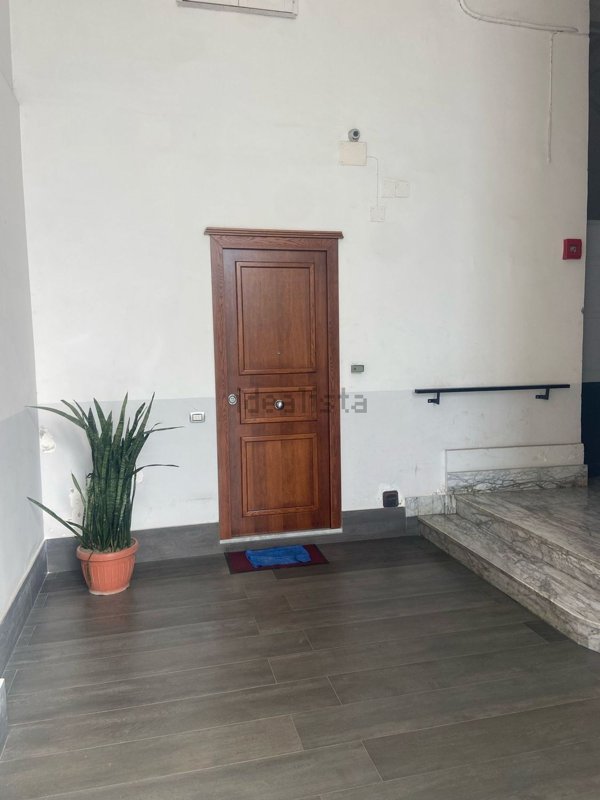 appartamento in vendita a Napoli in zona Zona Industriale-Ferrovia