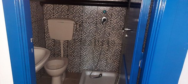 ufficio in vendita a Napoli in zona Chiaia