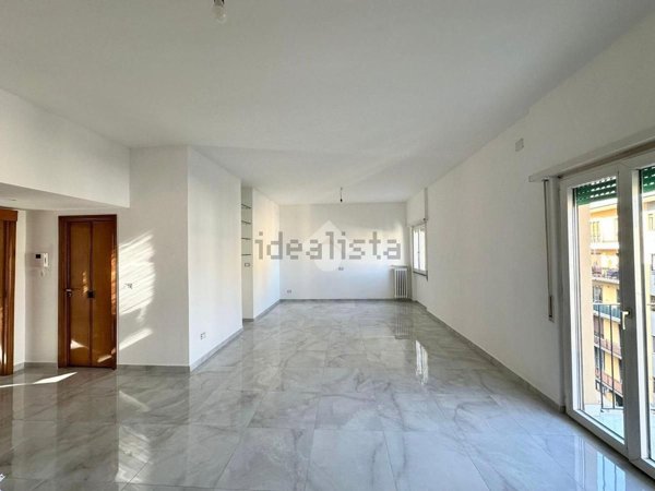 appartamento in vendita a Napoli in zona Arenella