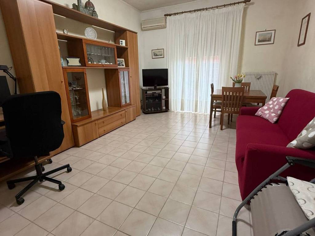 appartamento in vendita a Napoli in zona Pianura