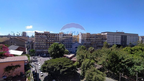 appartamento in vendita a Napoli in zona Stella