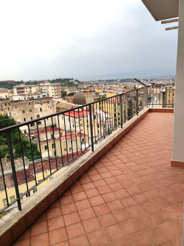 appartamento in vendita a Napoli