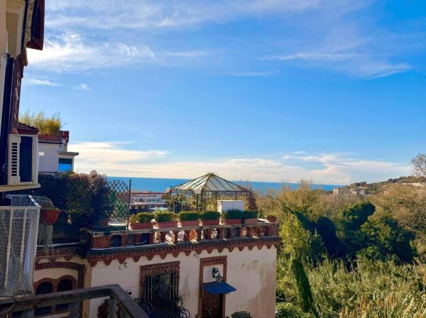 appartamento in vendita a Napoli in zona Posillipo
