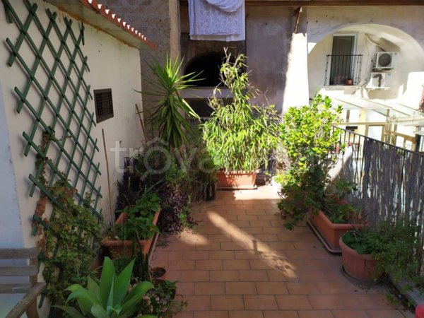 appartamento in vendita a Napoli in zona Stella