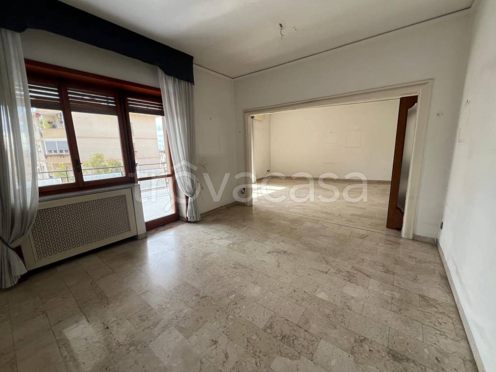 appartamento in vendita a Napoli in zona Arenella