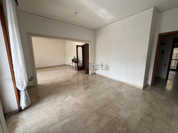 appartamento in vendita a Napoli in zona Arenella