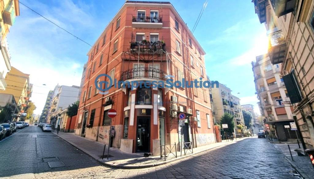 appartamento in vendita a Napoli in zona Vomero