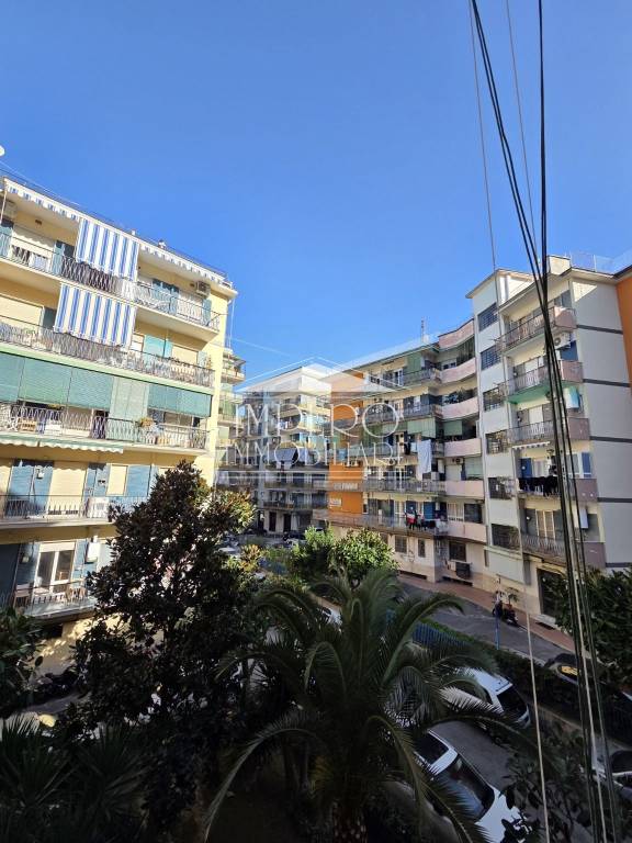 appartamento in vendita a Napoli in zona Fuorigrotta