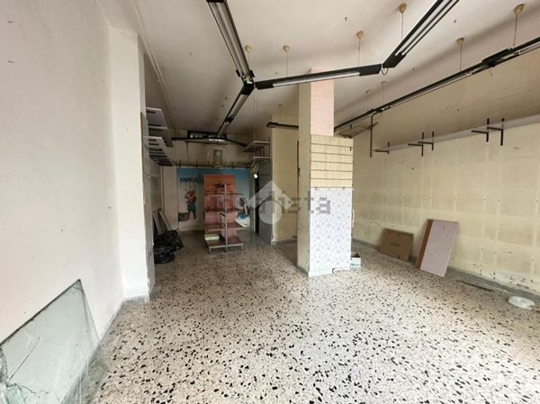 casa semindipendente in vendita a Napoli in zona Secondigliano