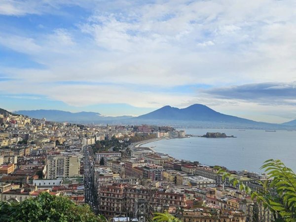 appartamento in vendita a Napoli in zona Posillipo