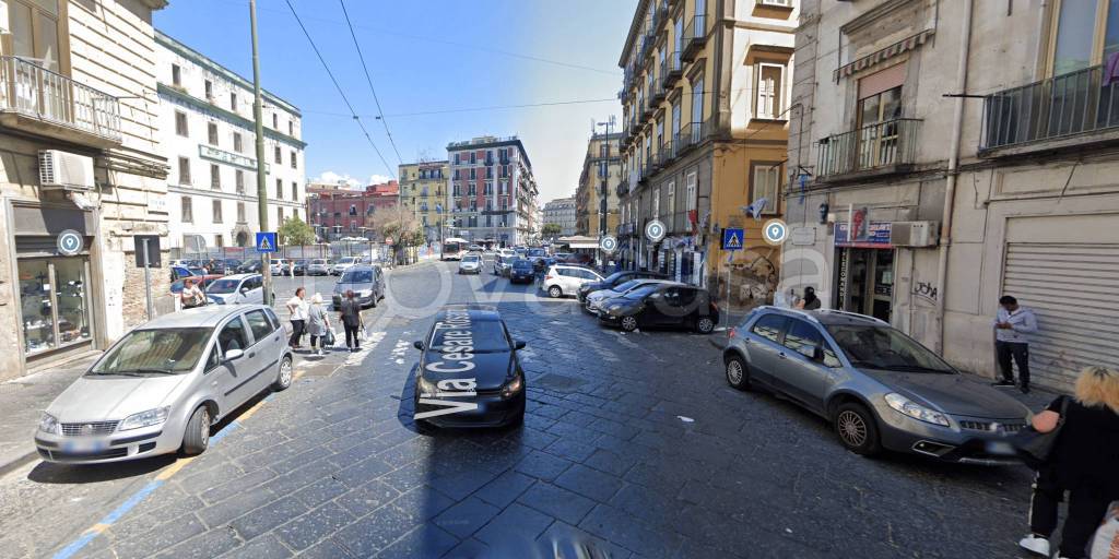 negozio in vendita a Napoli