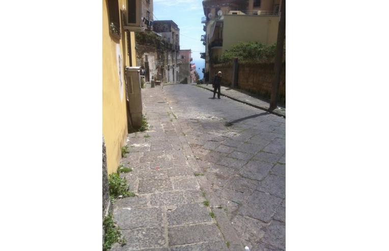 appartamento in vendita a Napoli in zona Vomero