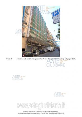 locale commerciale in vendita a Napoli in zona Pendino / San Giuseppe