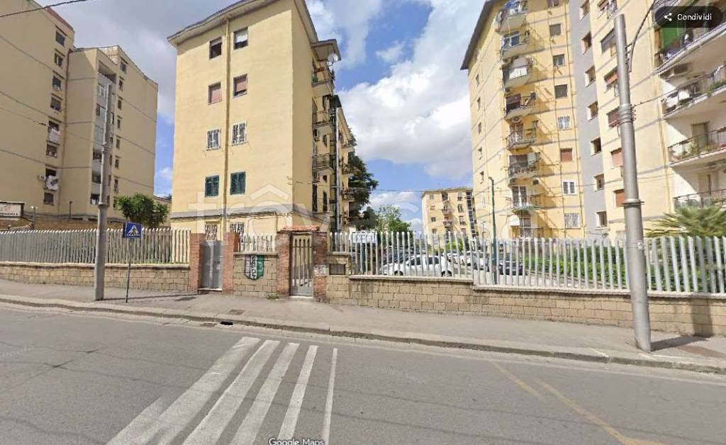 appartamento in vendita a Napoli in zona Capodimonte / Colli Aminei