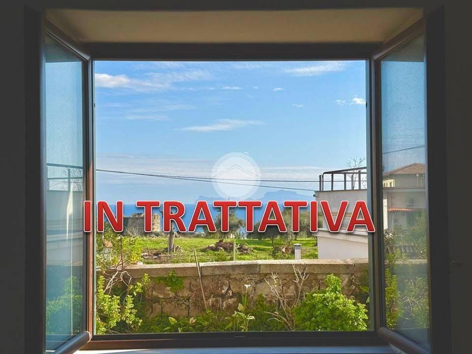 appartamento in vendita a Napoli in zona Posillipo