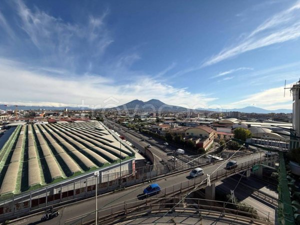appartamento in vendita a Napoli in zona Barra