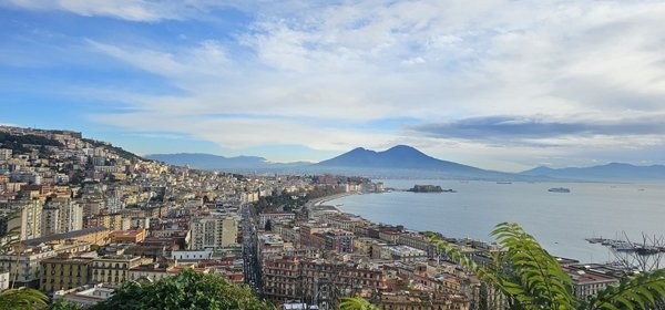 appartamento in vendita a Napoli in zona Posillipo
