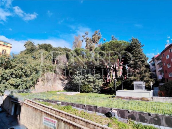 appartamento in vendita a Napoli in zona Arenella