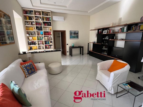 appartamento in vendita a Napoli in zona Piscinola
