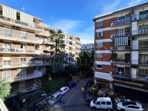 appartamento in vendita a Napoli in zona Vomero