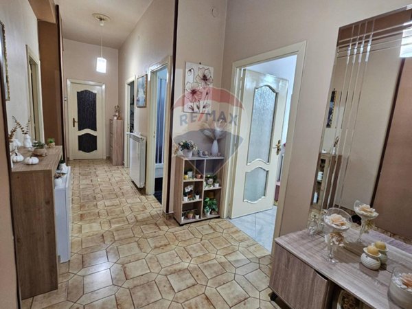 appartamento in vendita a Napoli in zona Secondigliano