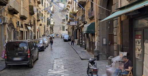 appartamento in vendita a Napoli in zona Stella