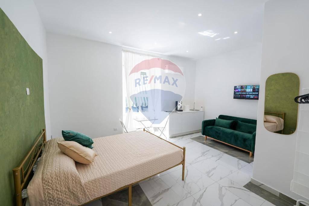 appartamento in vendita a Napoli in zona Montecalvario