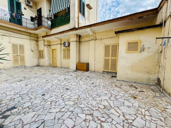 appartamento in vendita a Napoli in zona Capodichino