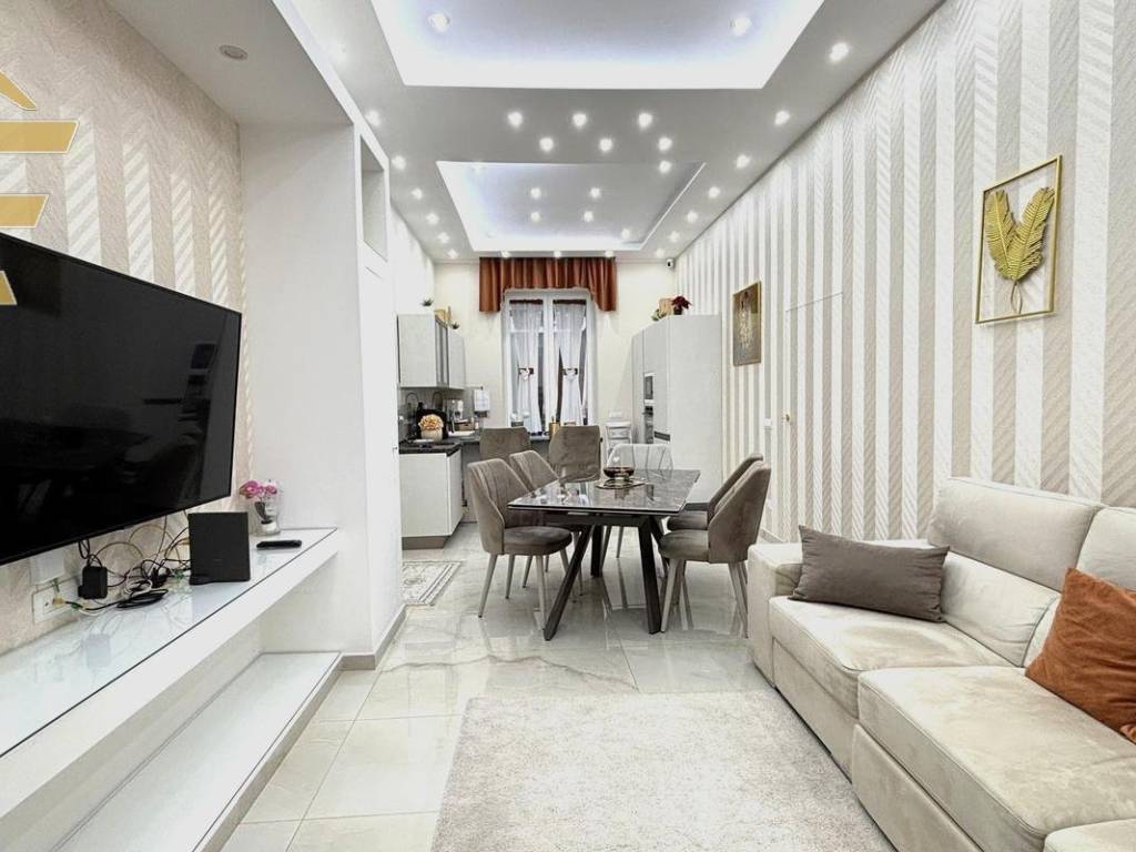 appartamento in vendita a Napoli in zona Zona Industriale-Ferrovia