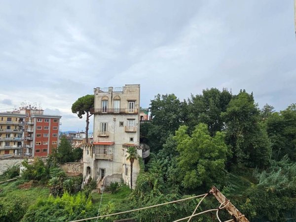 appartamento in vendita a Napoli in zona Camaldoli