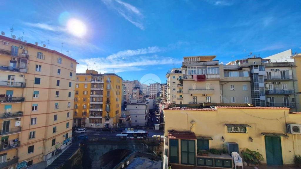 appartamento in vendita a Napoli in zona Arenella