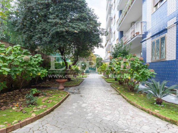 appartamento in vendita a Napoli in zona Capodimonte / Colli Aminei