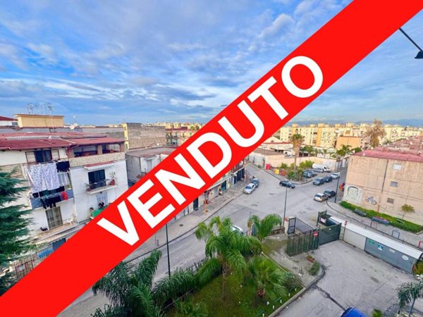 appartamento in vendita a Napoli in zona Capodichino