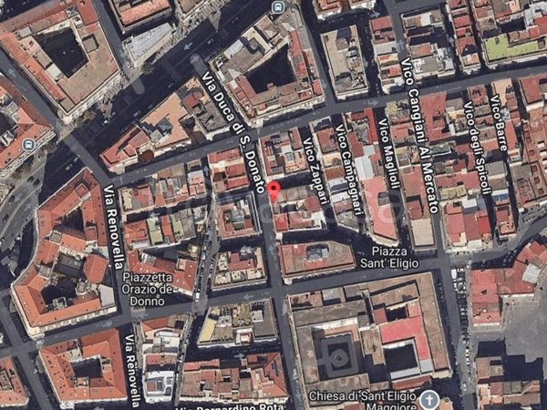 appartamento in vendita a Napoli in zona Pendino / San Giuseppe