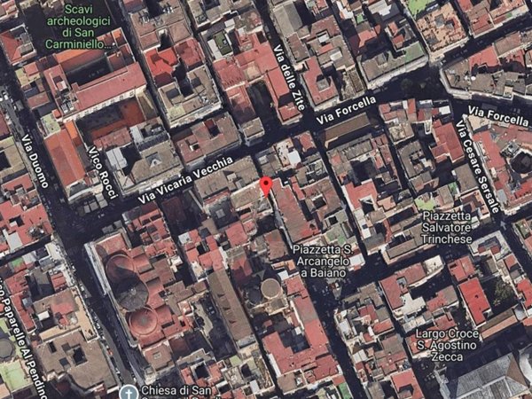 appartamento in vendita a Napoli in zona Pendino / San Giuseppe