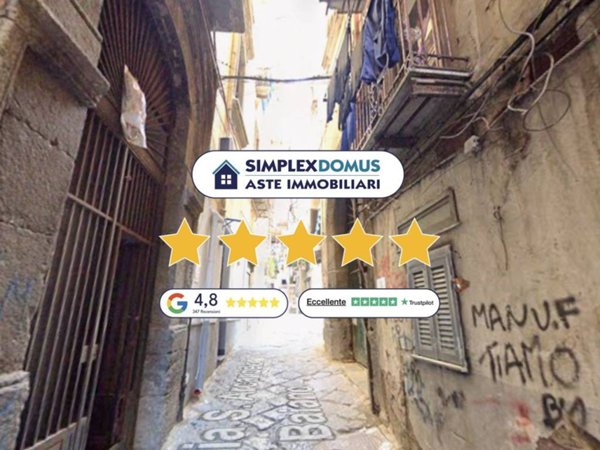 appartamento in vendita a Napoli in zona Pendino / San Giuseppe