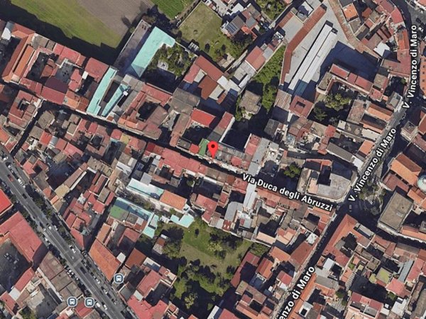 negozio in vendita a Napoli in zona Secondigliano