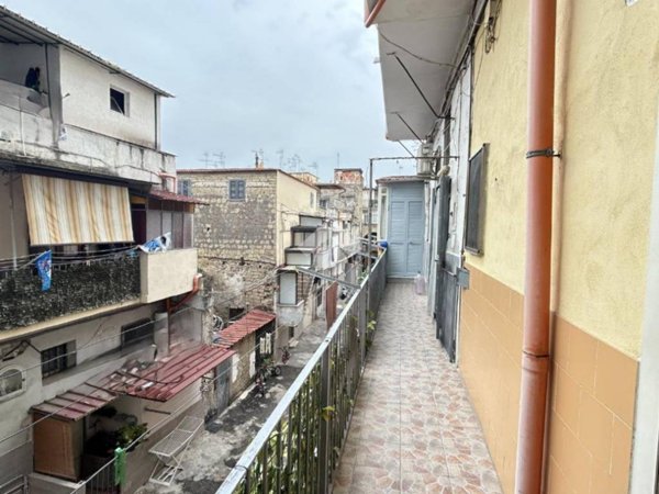 appartamento in vendita a Napoli in zona Ponticelli