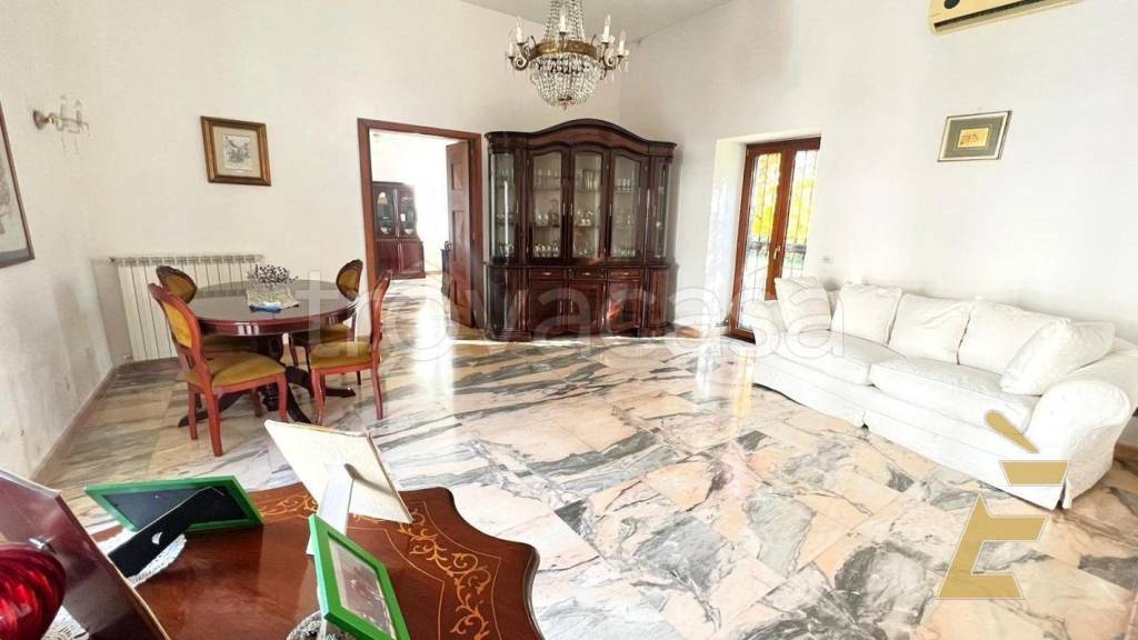 casa indipendente in vendita a Napoli in zona Chiaiano