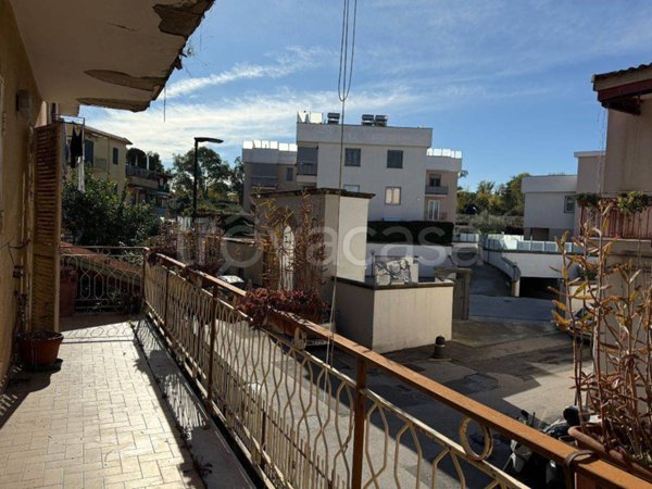 appartamento in vendita a Napoli in zona Piscinola