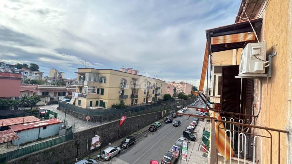 appartamento in vendita a Napoli in zona Barra